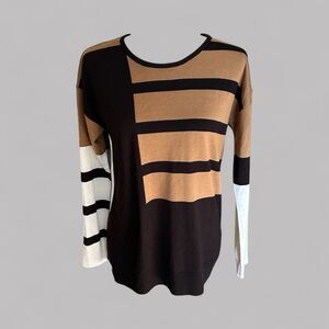 CALVIN KLEIN. Color Block Long Sleeve Pullover. Soft 100% Acrylic. Large. $25.